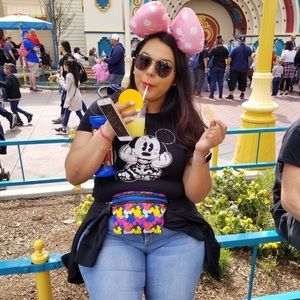 Meet your Posher, Kassandra